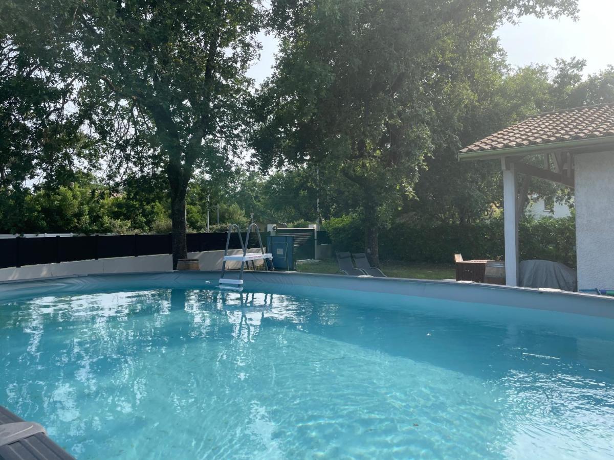 Villa Au Calme Avec Piscine, Grand Jardin Et Studio Independant Andernos-les-Bains Luaran gambar