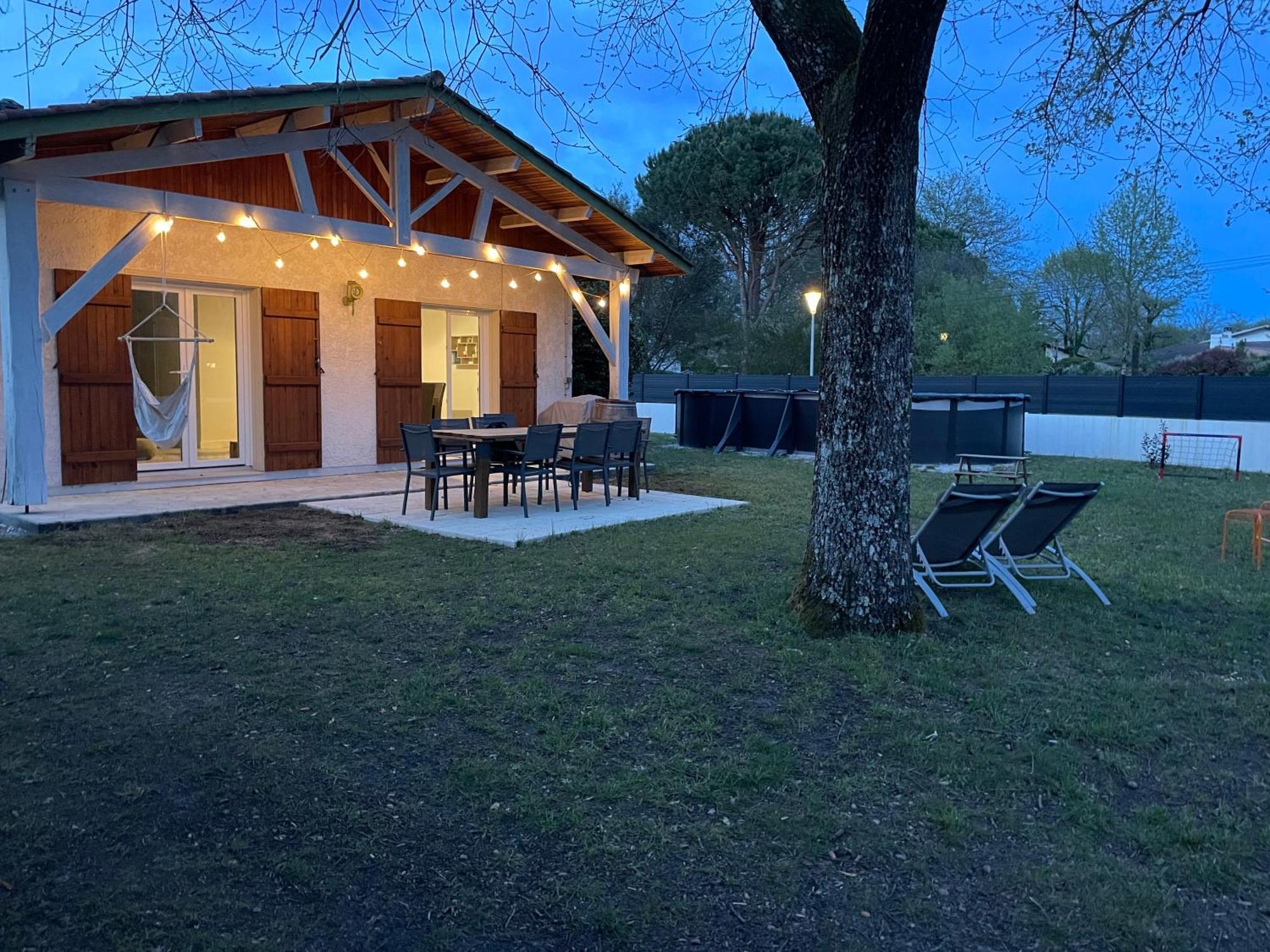 Villa Au Calme Avec Piscine, Grand Jardin Et Studio Independant Andernos-les-Bains Luaran gambar